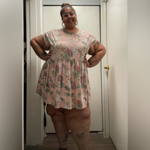 ASOS Curve Dresses & Skirts - Plus Size 24 ASOS Curve Pink Floral Wall Flower Dress
